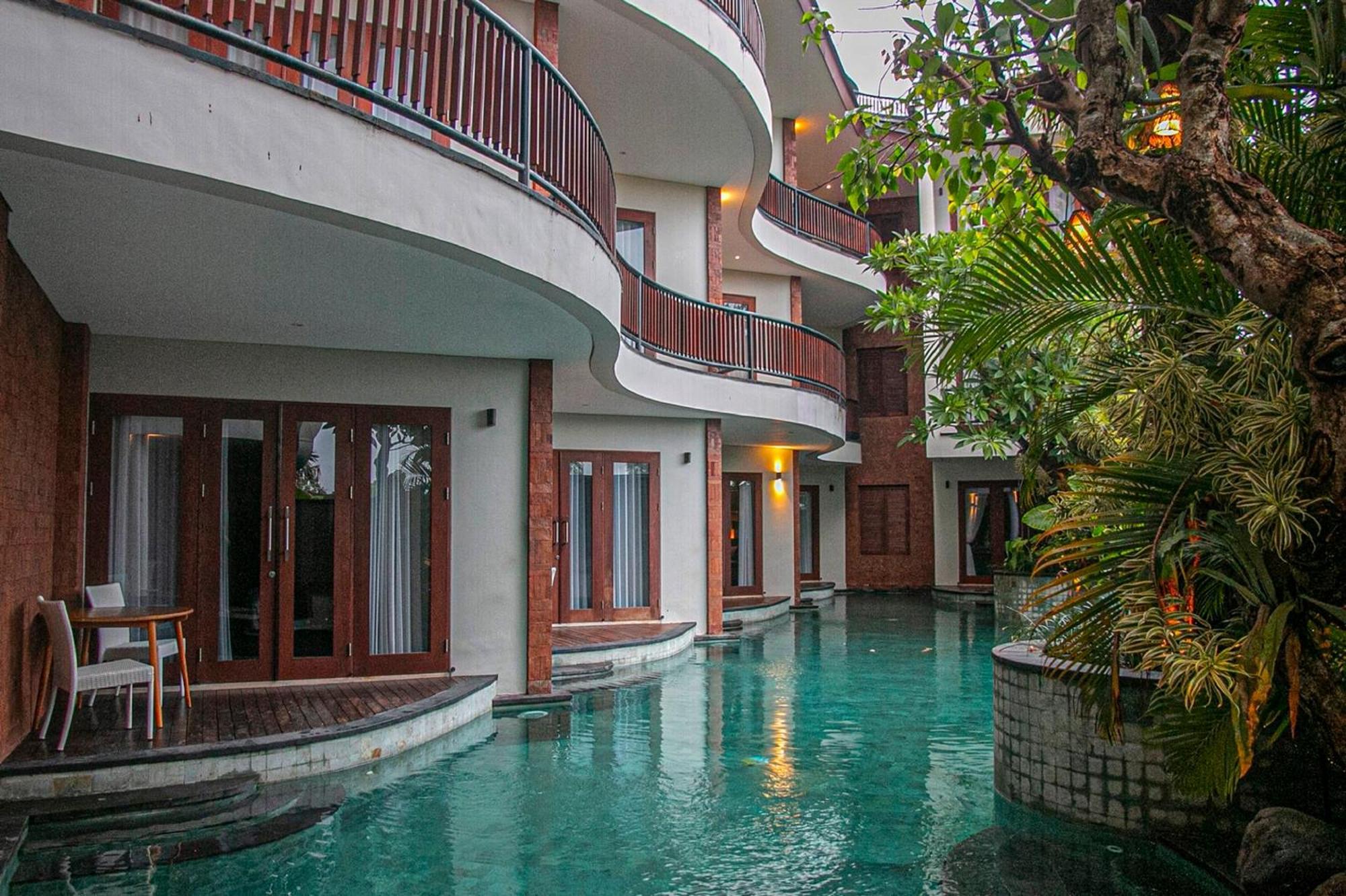 Djabu Seminyak Hotel Denpasar (Bali) Exterior photo