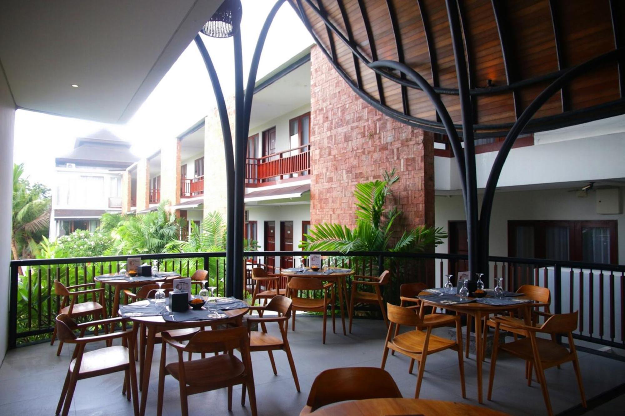 Djabu Seminyak Hotel Denpasar (Bali) Exterior photo